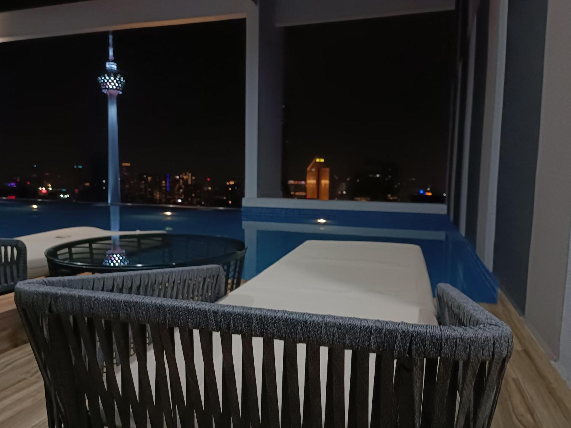 Апартаменти C14B Modern Infinity Pool Klcc Balcony View Куала-Лумпур Екстер'єр фото